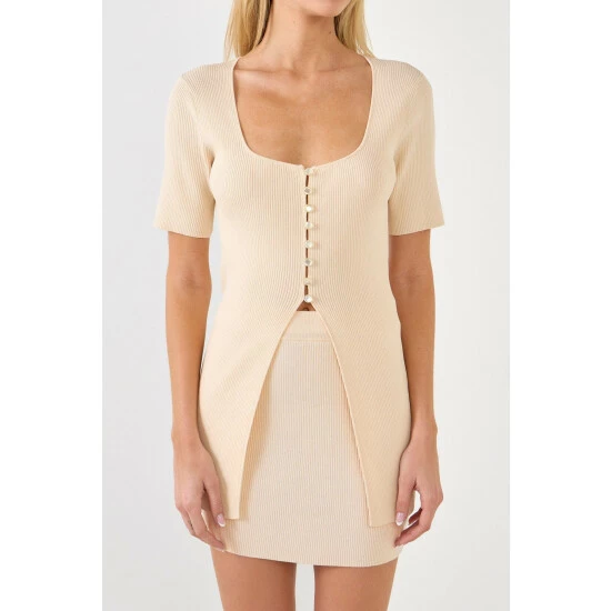 Endless Rose Short Sleeve Long Knit Button Up Sweatshirts & Sweaters Ivory - Image 5