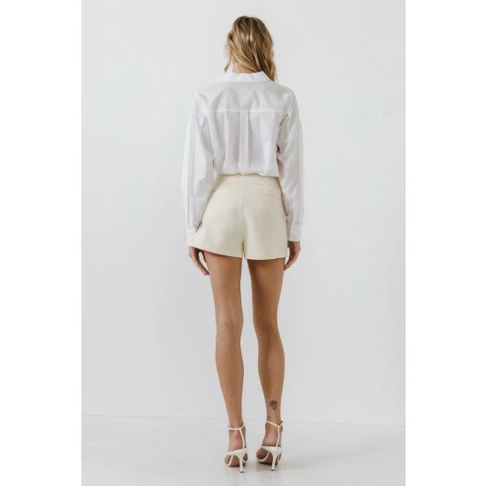 Endless Rose Waist Band Detail Shorts Cream - Image 4